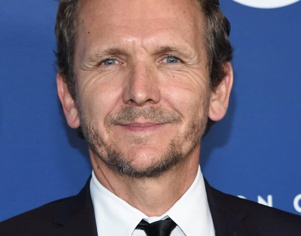 sebastian roche kimdir biyografisi oynadigi dizi ve filmler